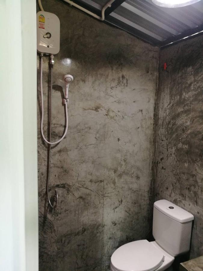 บ้าน Guh Uthai Thani Dış mekan fotoğraf