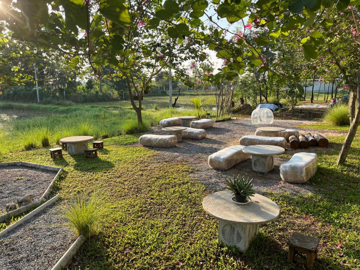 บ้าน Guh Uthai Thani Dış mekan fotoğraf